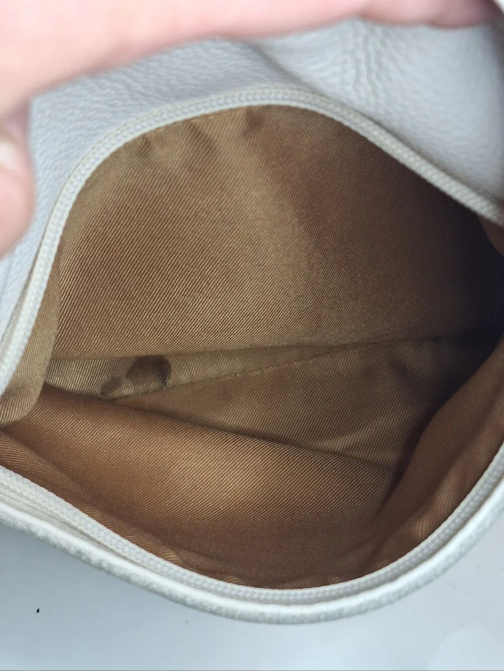 The Sak Sequoia Hobo Slouch Cream Off White Pebbled Leather Handbag Purse Used